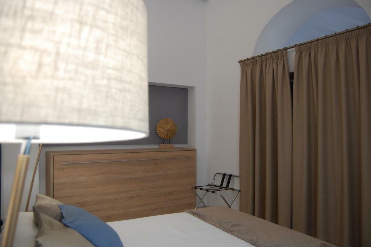 Guesting Basilica Apartment Jerez de la Frontera Exterior photo